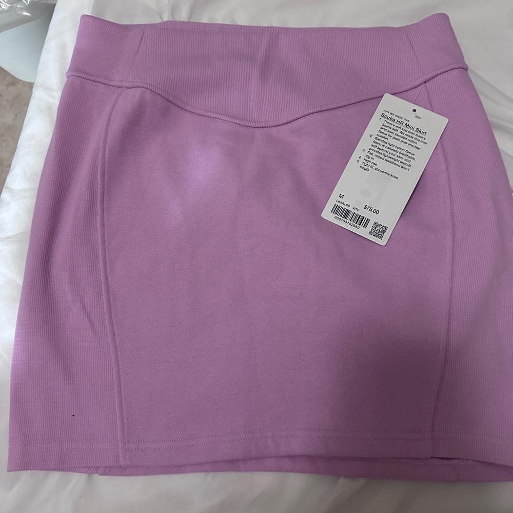 Brand new LULULEMON skirt